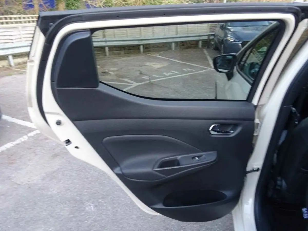 2021-nissan-micra-10-ig-t-n-sport-cvt-big-36