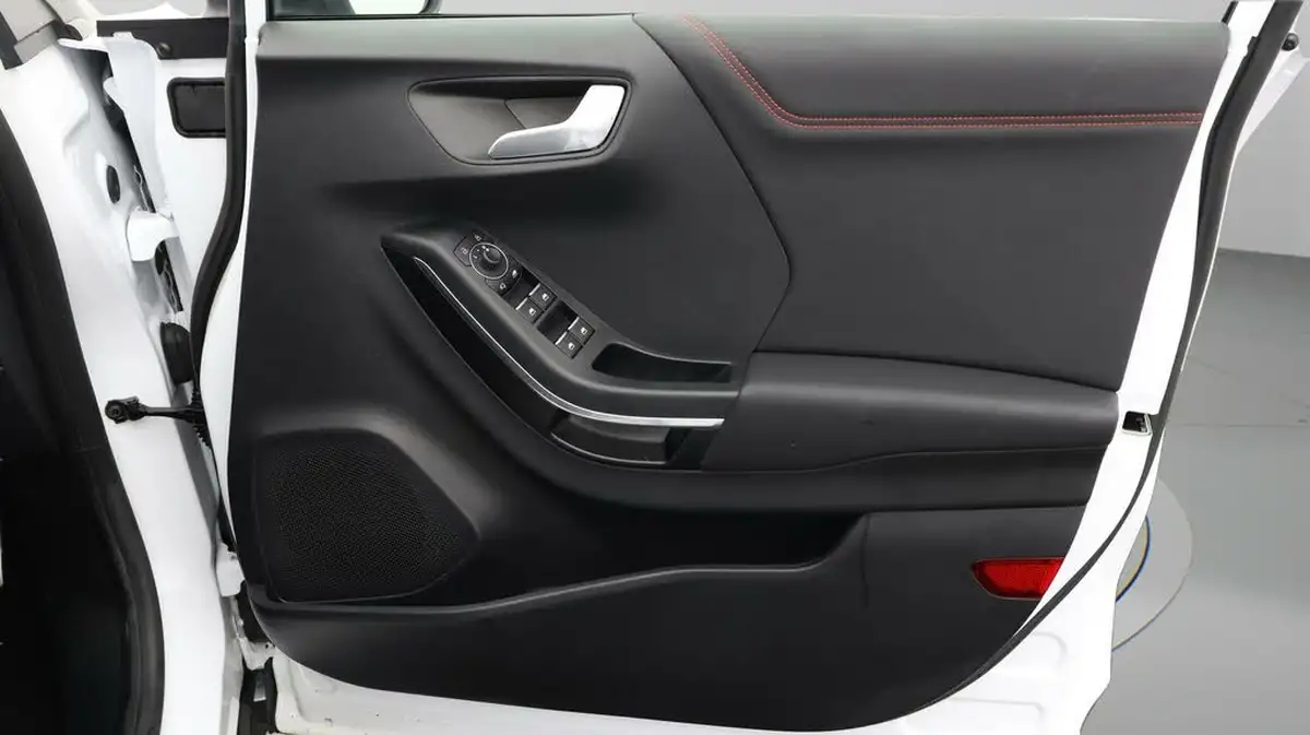 2022-ford-puma-suv-15-st-big-14