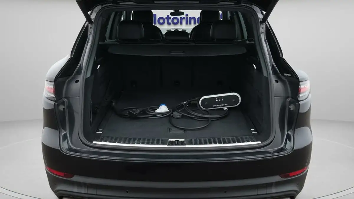 2020-porsche-cayenne-30-v6-e-hybrid-462ps-station-wagon-big-17