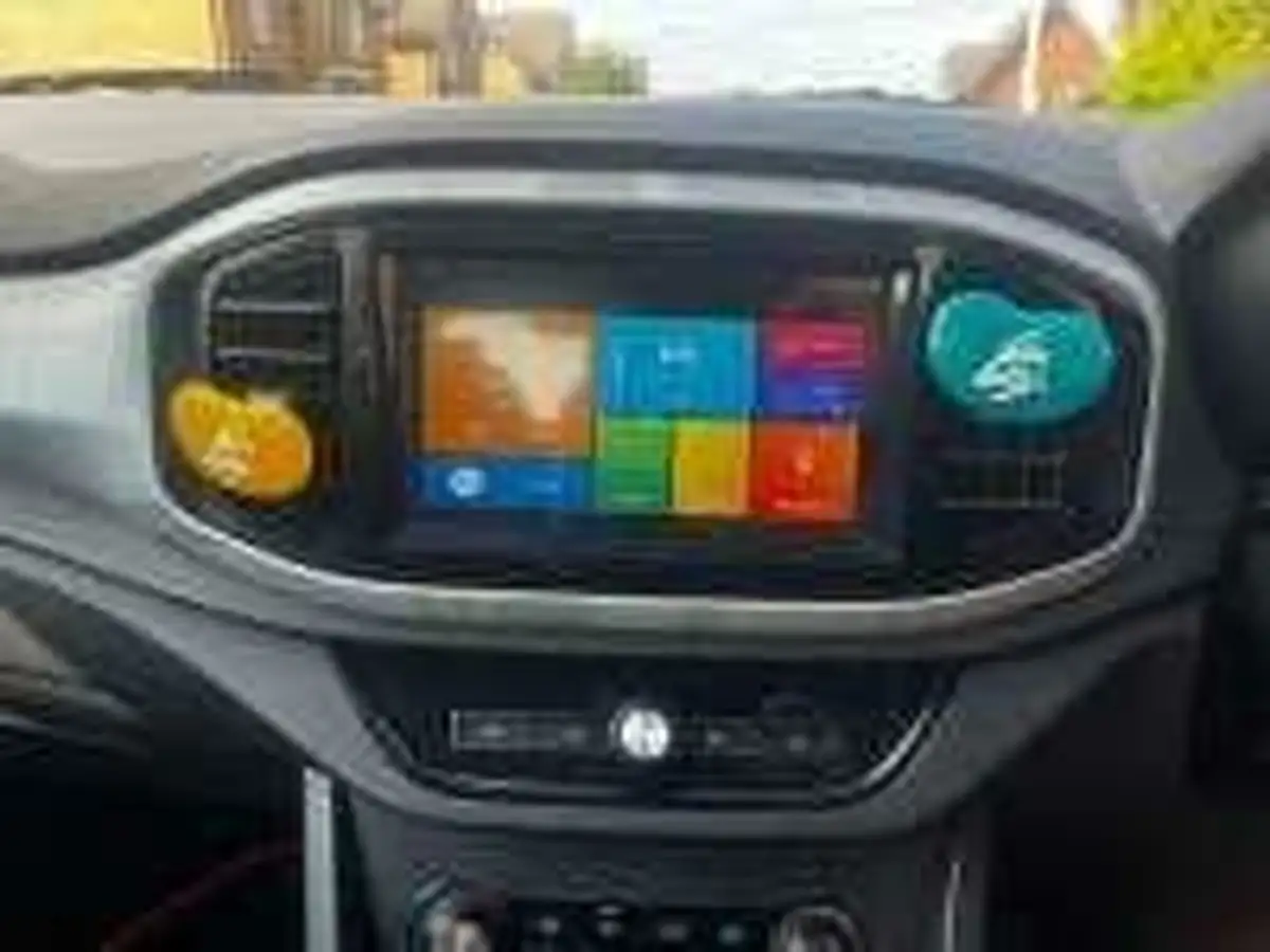 2021-mg-mg3-15-vti-tech-exclusive-nav-big-3
