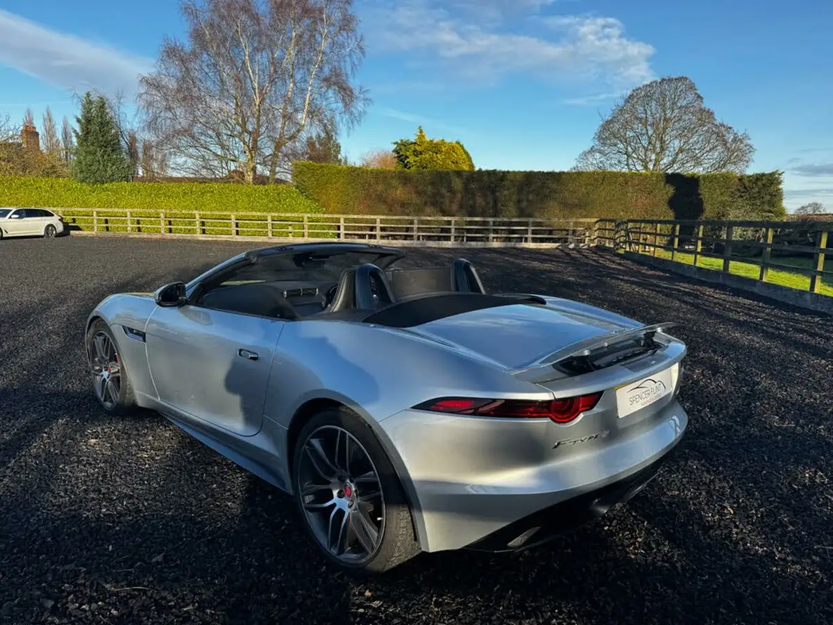 2018-jaguar-f-type-20-i4-r-dynamic-convertible-big-9