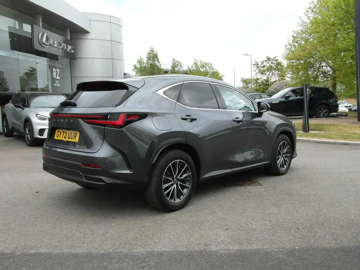 2022-lexus-nx-450h-25-nx-pack-big-6