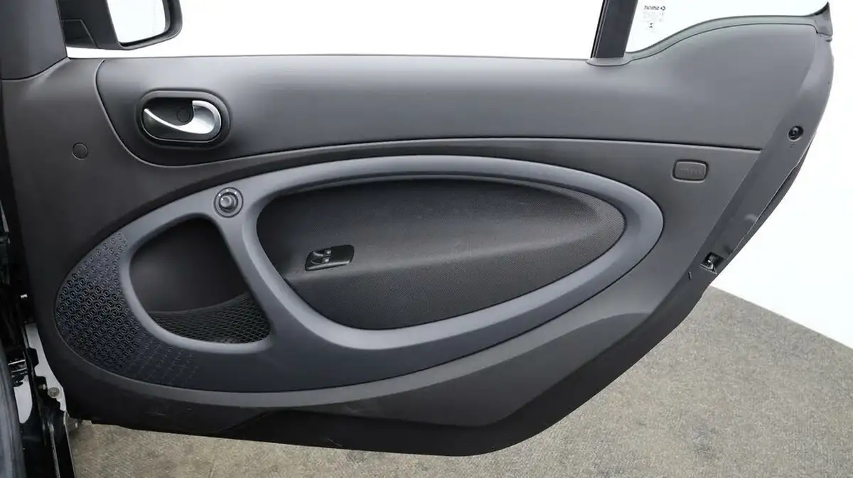2020-smart-fortwo-eq-pulse-premium-cabriolet-big-14
