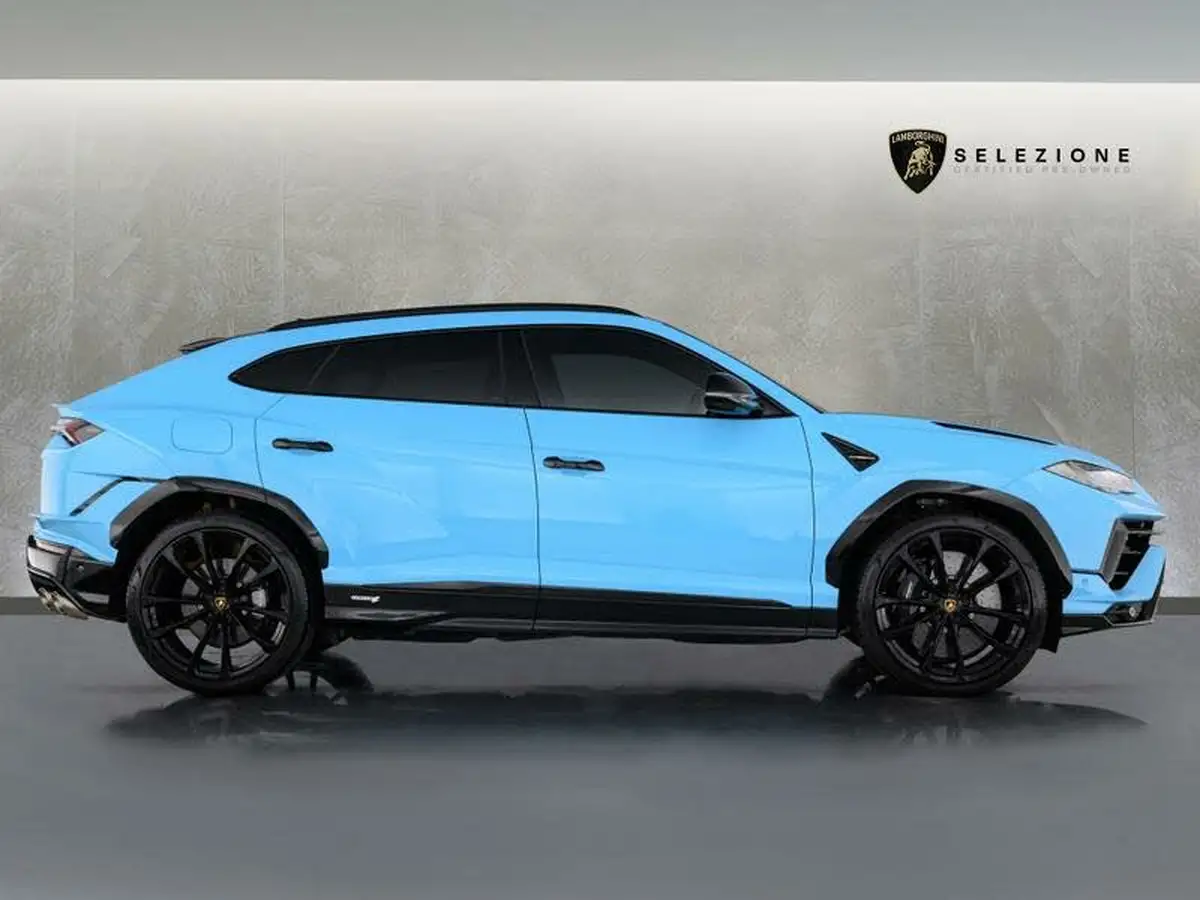2023-lamborghini-urus-40-no-trim-big-1