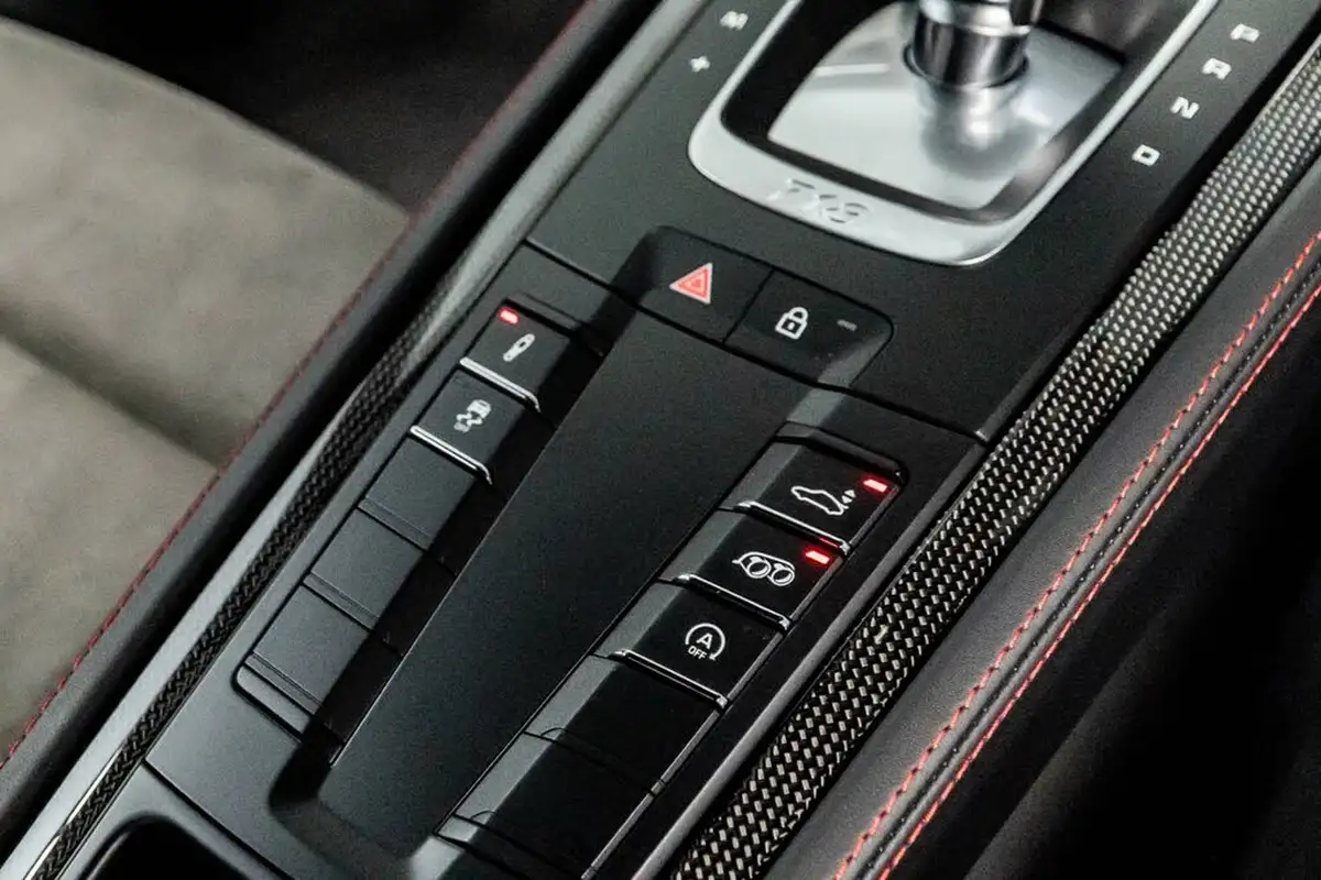 2024-porsche-cayman-718-40-cayman-gts-40-pdk-big-36