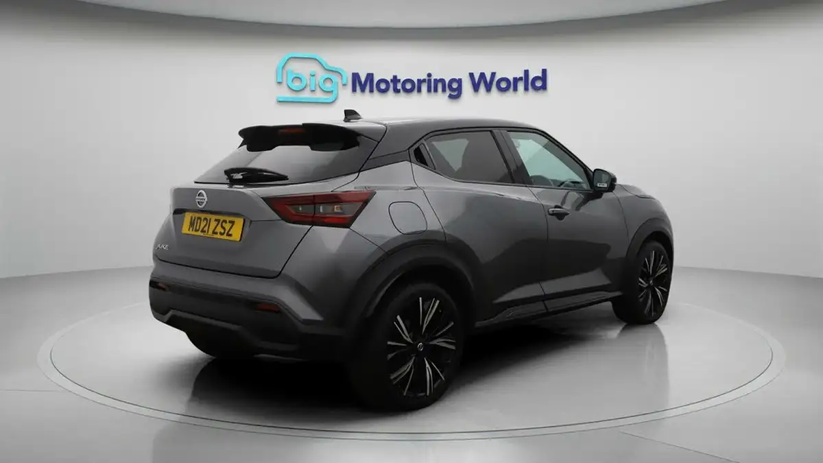2021-nissan-juke-10-dig-t-tekna-dct-big-7