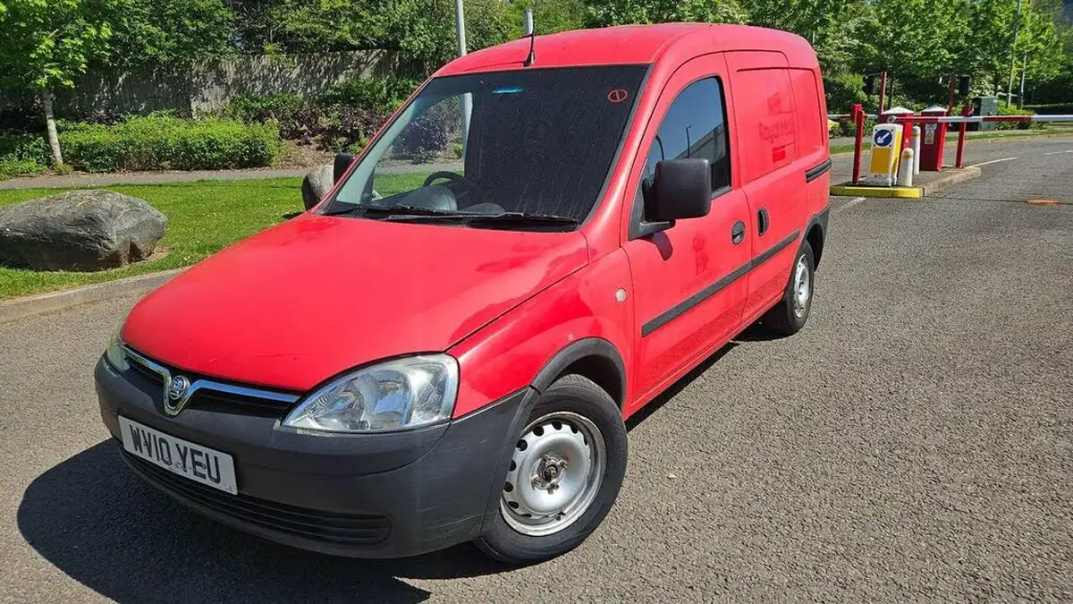 2010-vauxhall-combo-13td-1700-panel-big-2