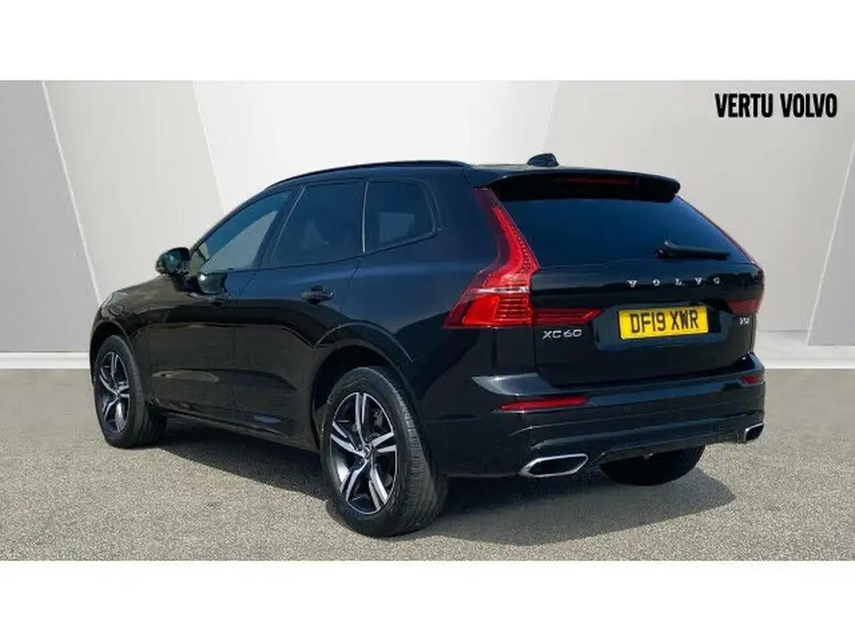 2019-volvo-xc60-20-t5-r-design-awd-big-1