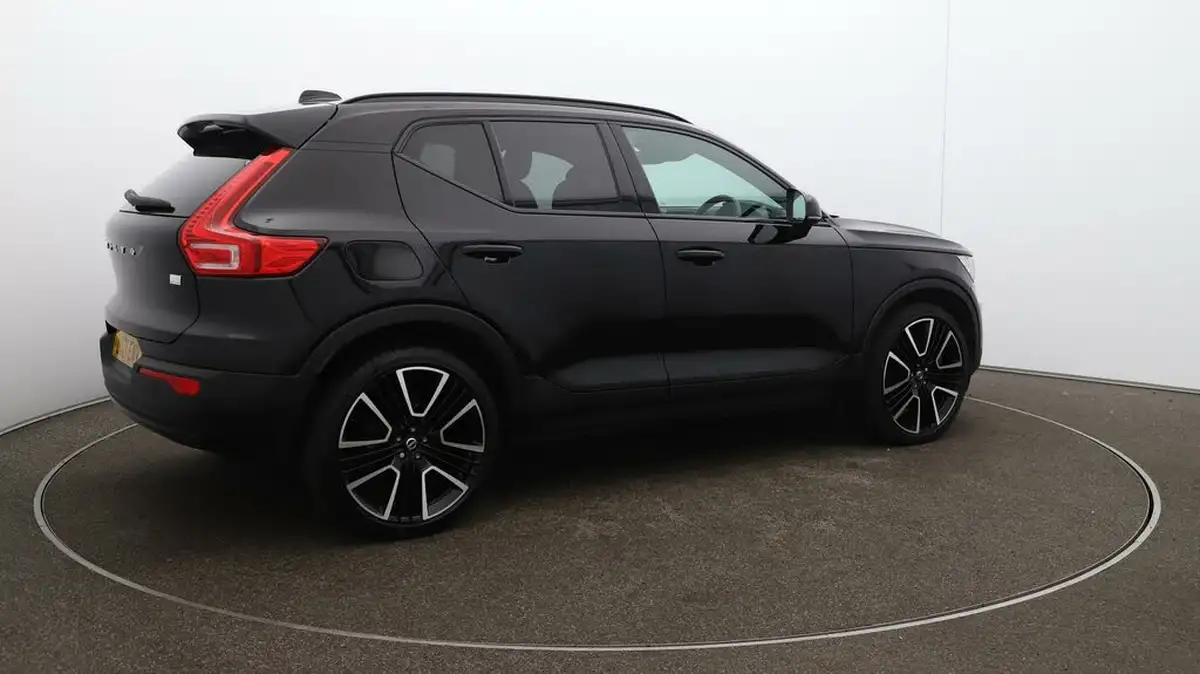 2021-volvo-xc40-15-t5-r-design-pro-262bhp-big-50