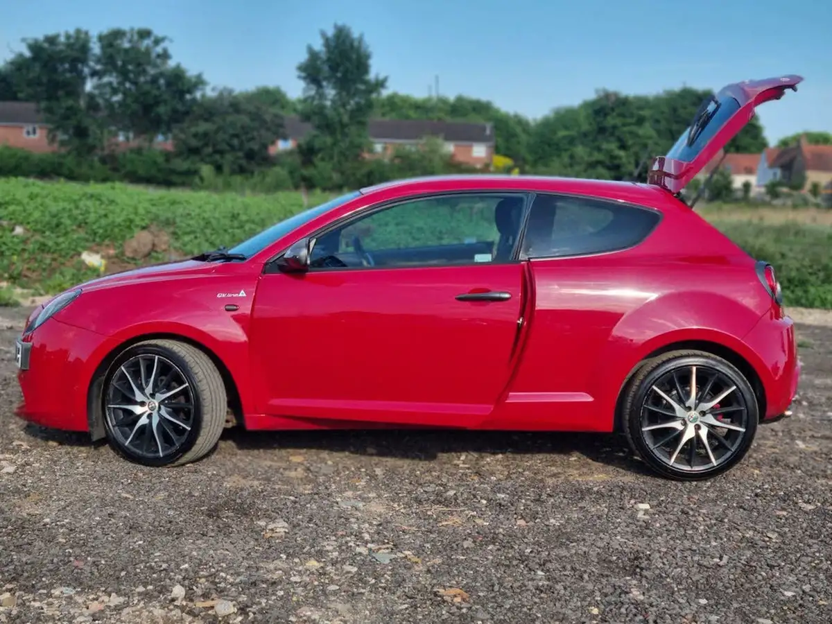 2015-alfa-romeo-mito-09-qv-line-big-29
