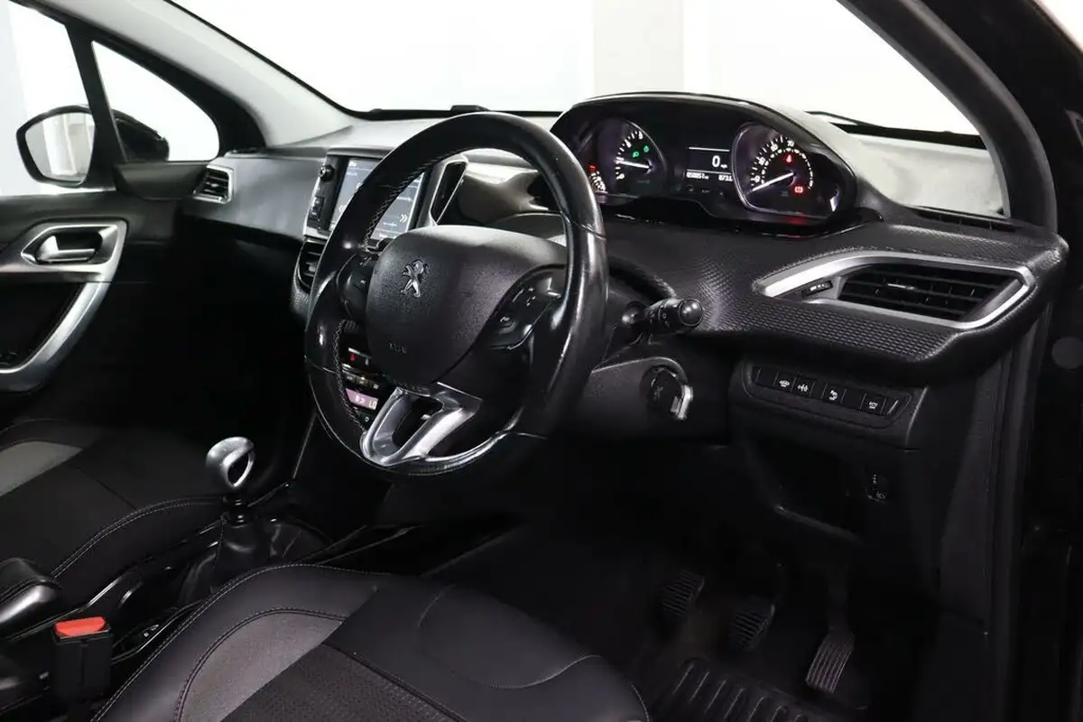 2018-peugeot-2008-suv-12-puretech-allure-130bhp-ss-big-2