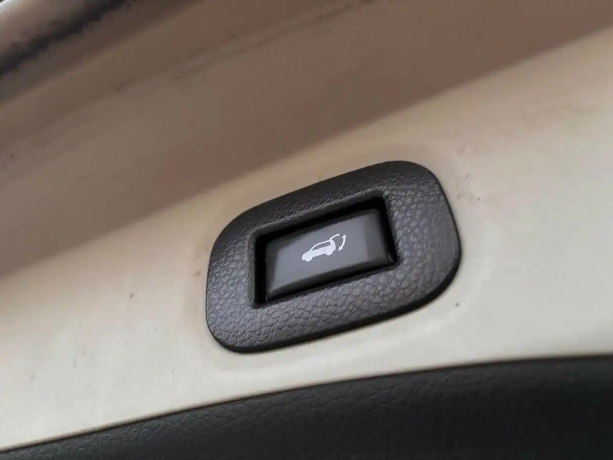 2017-nissan-x-trail-16dci-tekna-7-seat-big-41