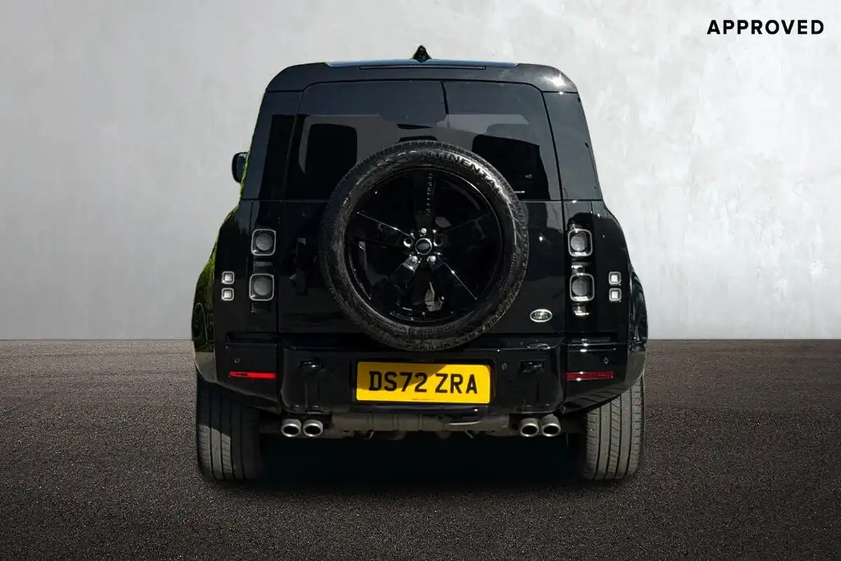 2022-land-rover-110-defender-50-p525-v8-big-6