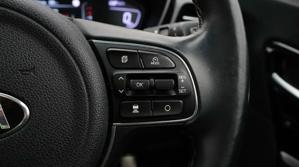 2021-kia-niro-16-gdi-4-156kwh-big-25