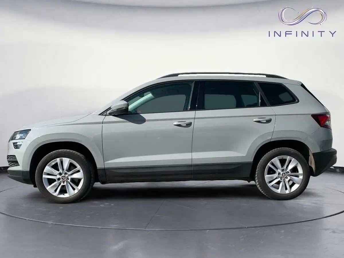 2018-skoda-karoq-16tdi-se-technology-ss-1598cc-dsg-big-3