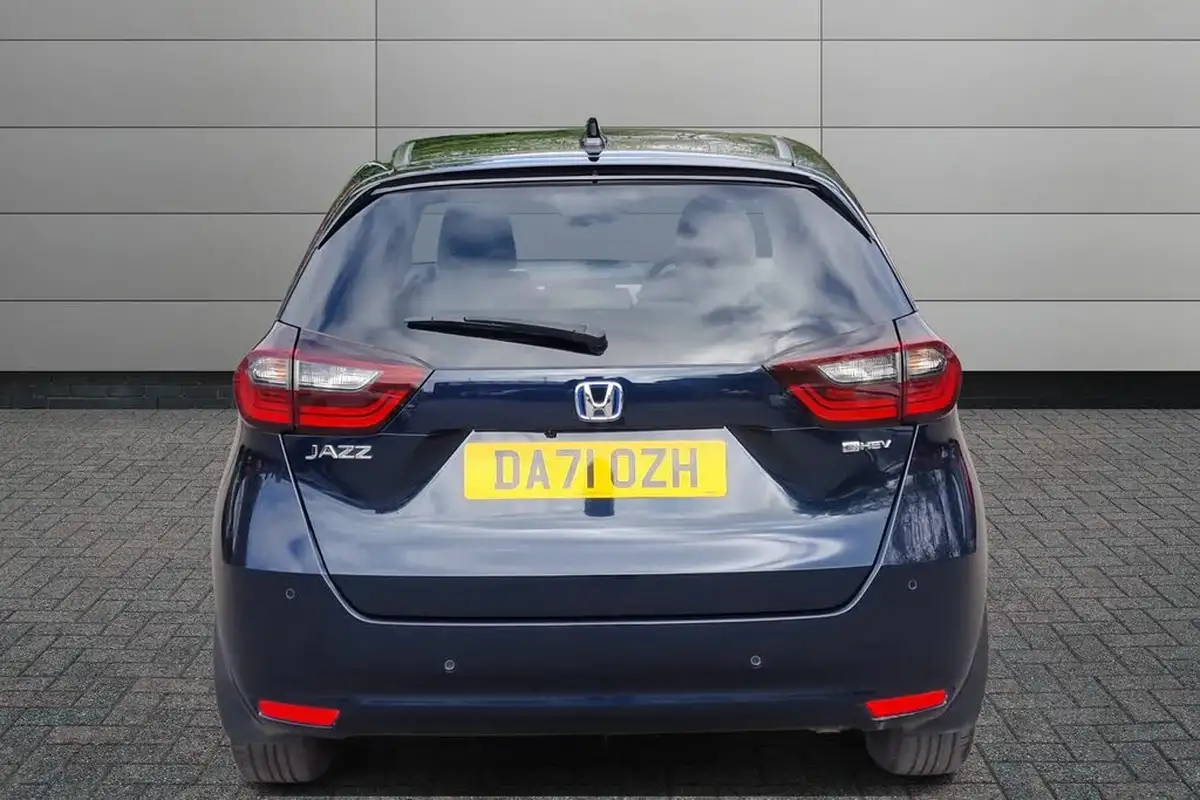 2021-honda-jazz-15-i-mmd-ex-107ps-big-6
