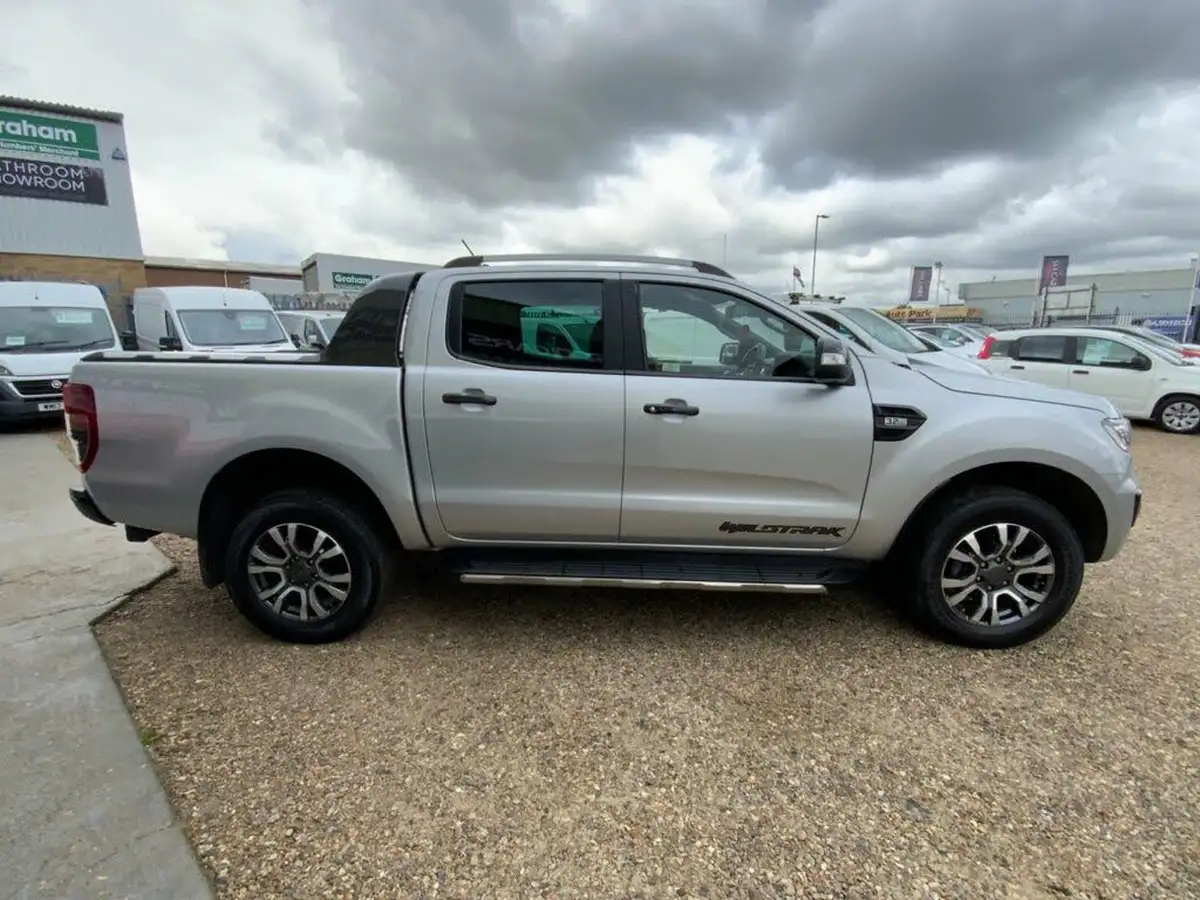 2020-ford-ranger-32td-wildtrak-auto-big-12