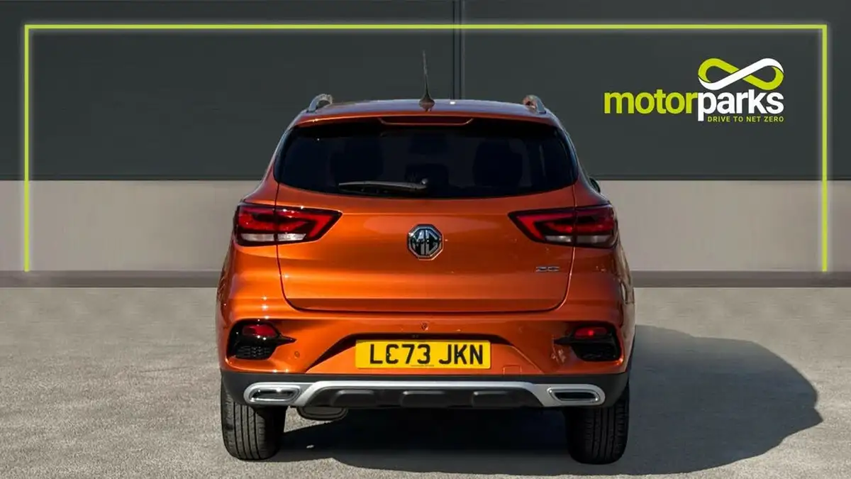 2023-mg-zs-suv-15-vti-tech-exclusive-big-3
