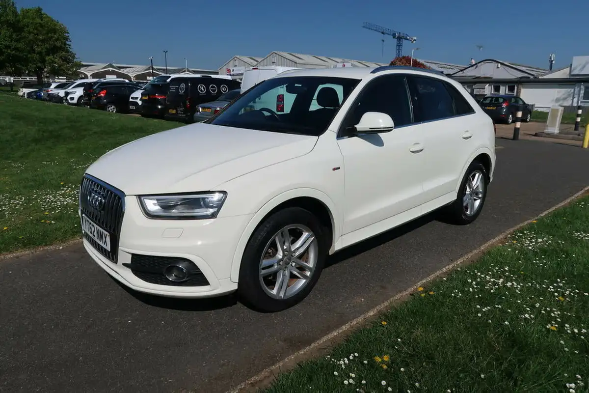 2012-audi-q3-20td-s-line-140ps-big-6