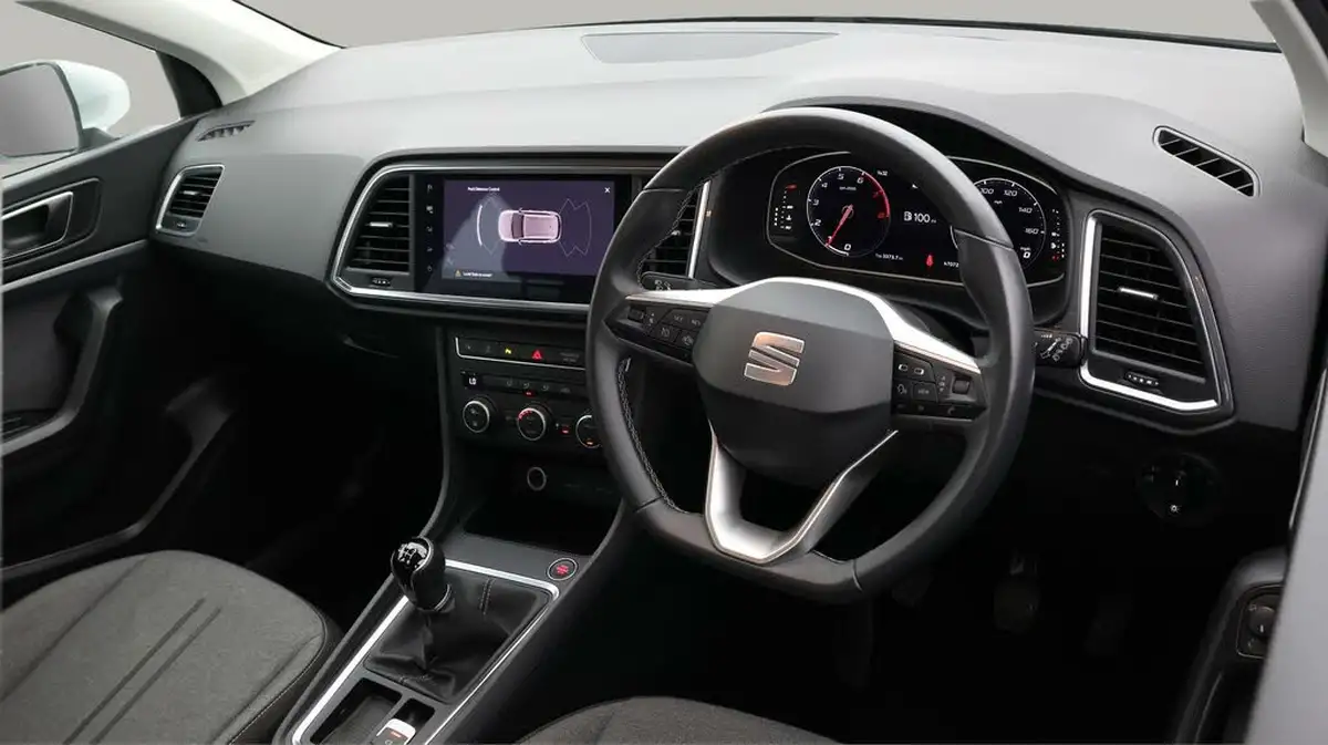 2022-seat-ateca-15-ecotsi-se-technology-big-8