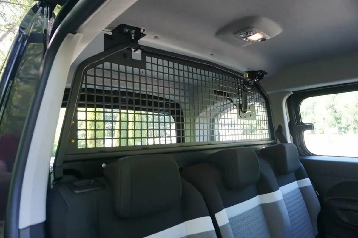 2023-citroen-berlingo-12-puretech-feel-m-size-big-16
