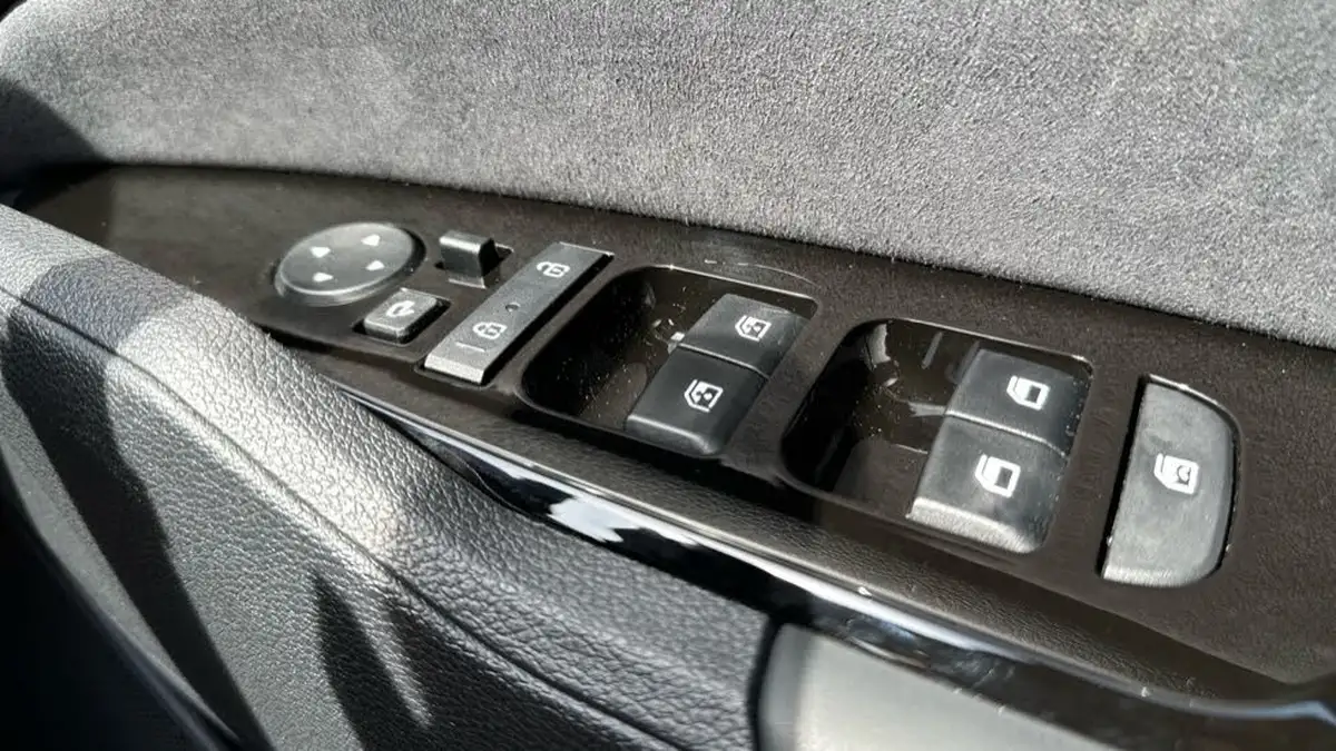 2025-kia-sportage-16-t-gdi-gt-line-s-157bhp-48v-dct-big-19
