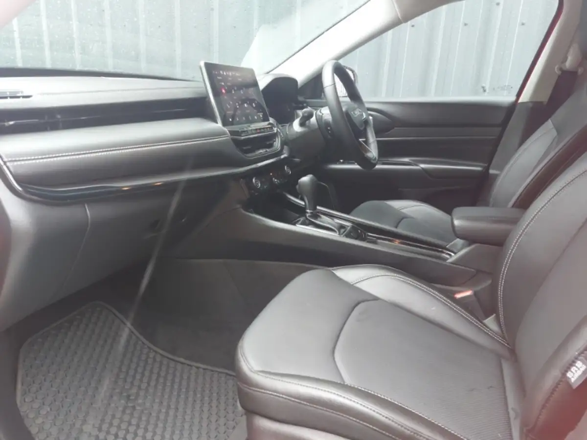 2020-mini-clubman-20-john-cooper-works-big-4