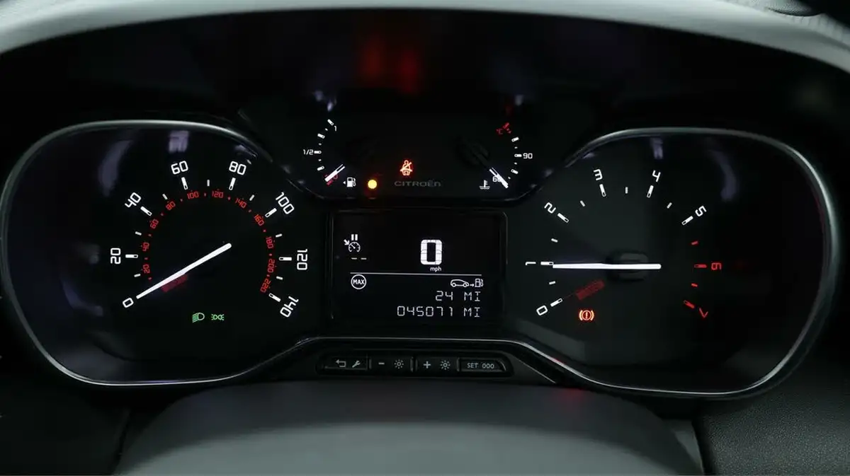 2019-citroen-c3-aircross-12-puretech-flair-110ps-ss-big-10