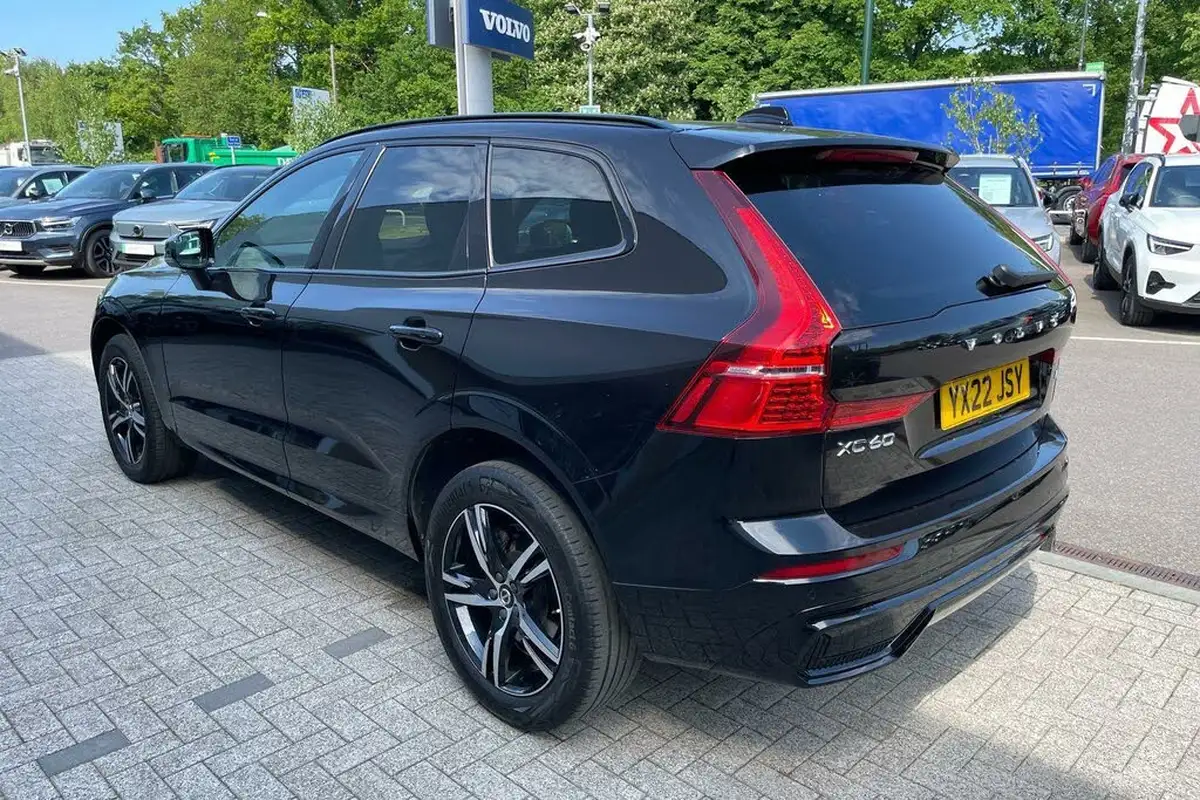 2021-volvo-xc60-20td-b4-r-design-awd-big-8