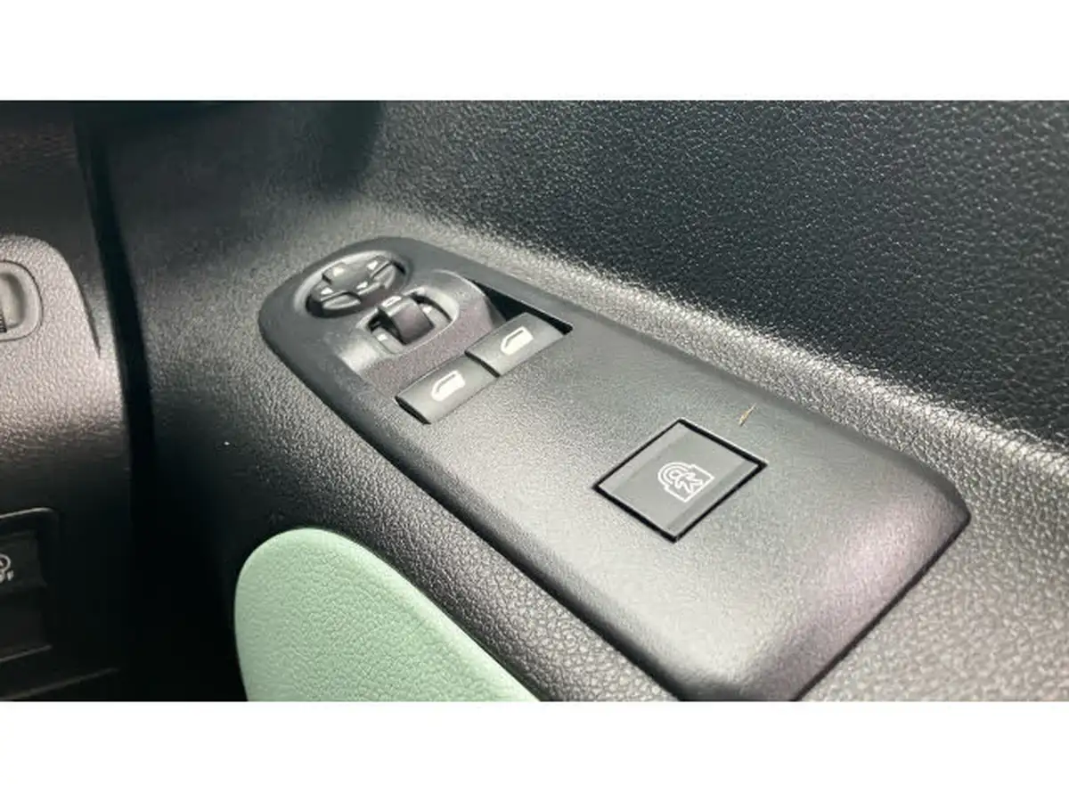 2018-citroen-berlingo-12-puretech-feel-m-size-big-31
