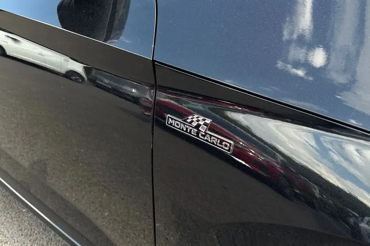 2021-skoda-kamiq-15-tsi-monte-carlo-dsg-big-36