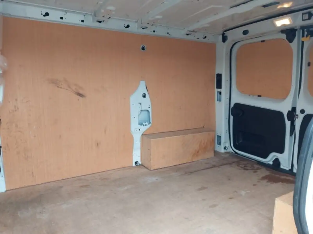 2022-renault-trafic-20dci-sl28-130-business-big-5