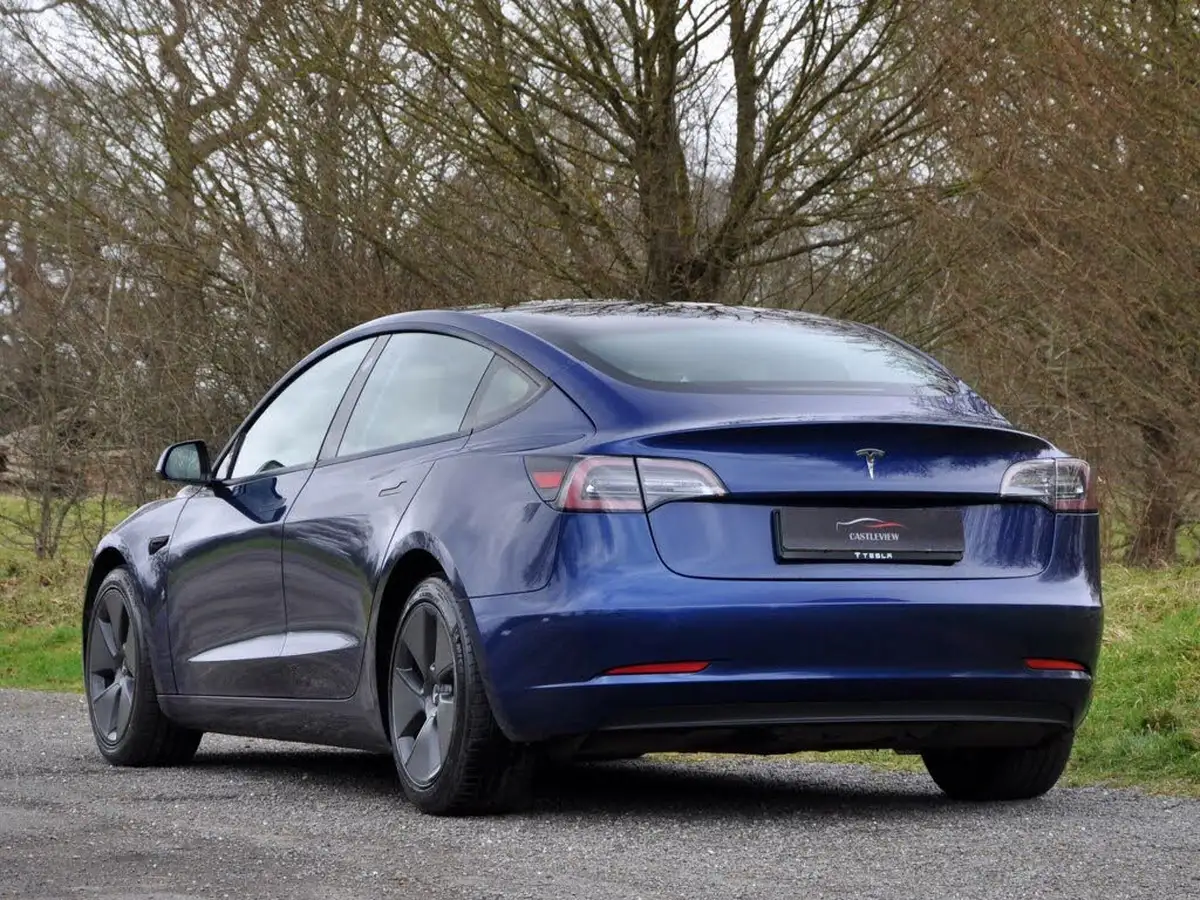 2021-tesla-model-3-e-standard-plus-big-7