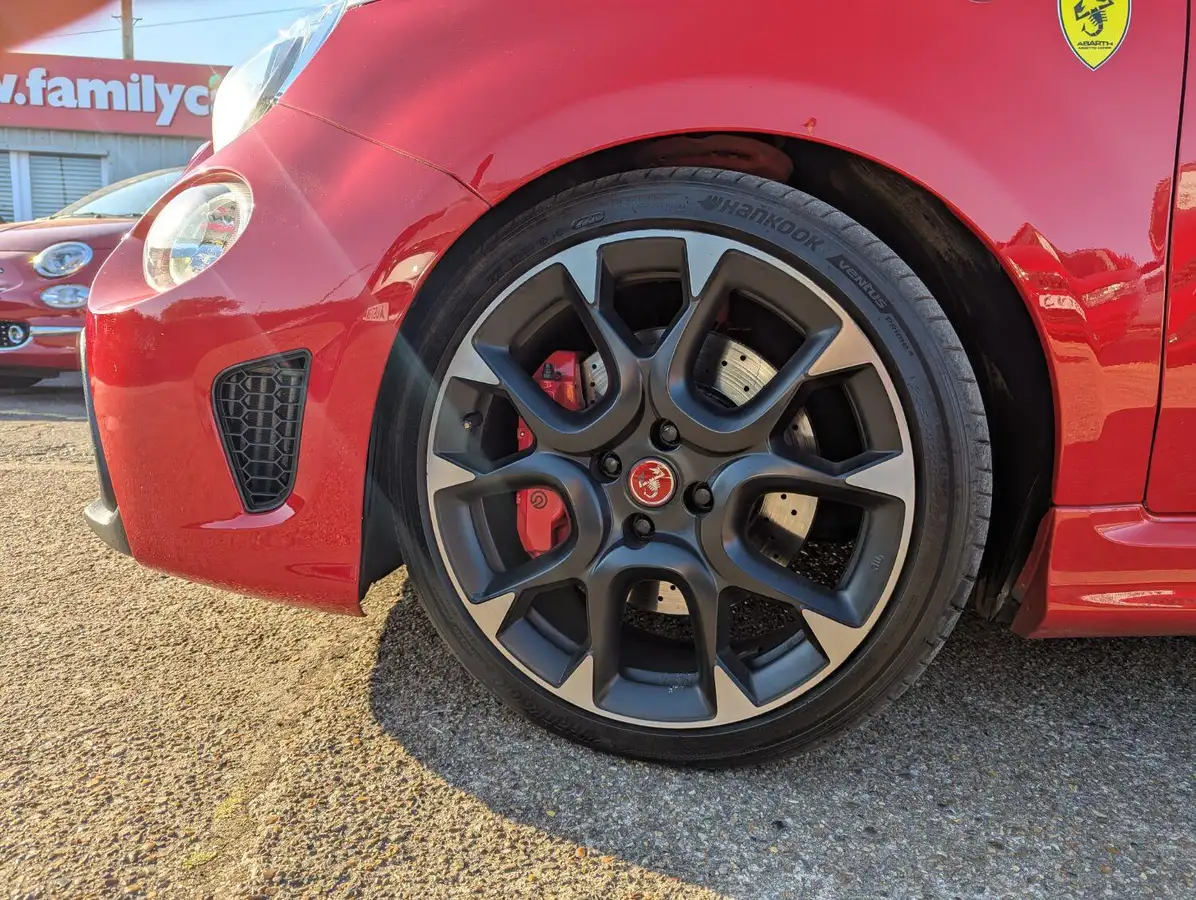 2018-abarth-595-14-tjet-competizione-big-5