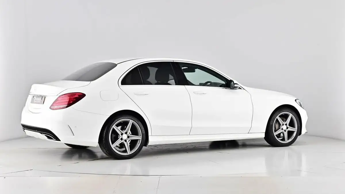 2016-mercedes-benz-c-class-21d-c220d-amg-line-170ps-ss-saloon-4d-auto-big-74