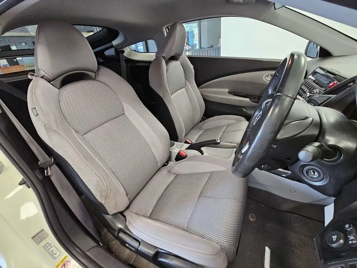 2010-honda-cr-z-15-sport-big-2