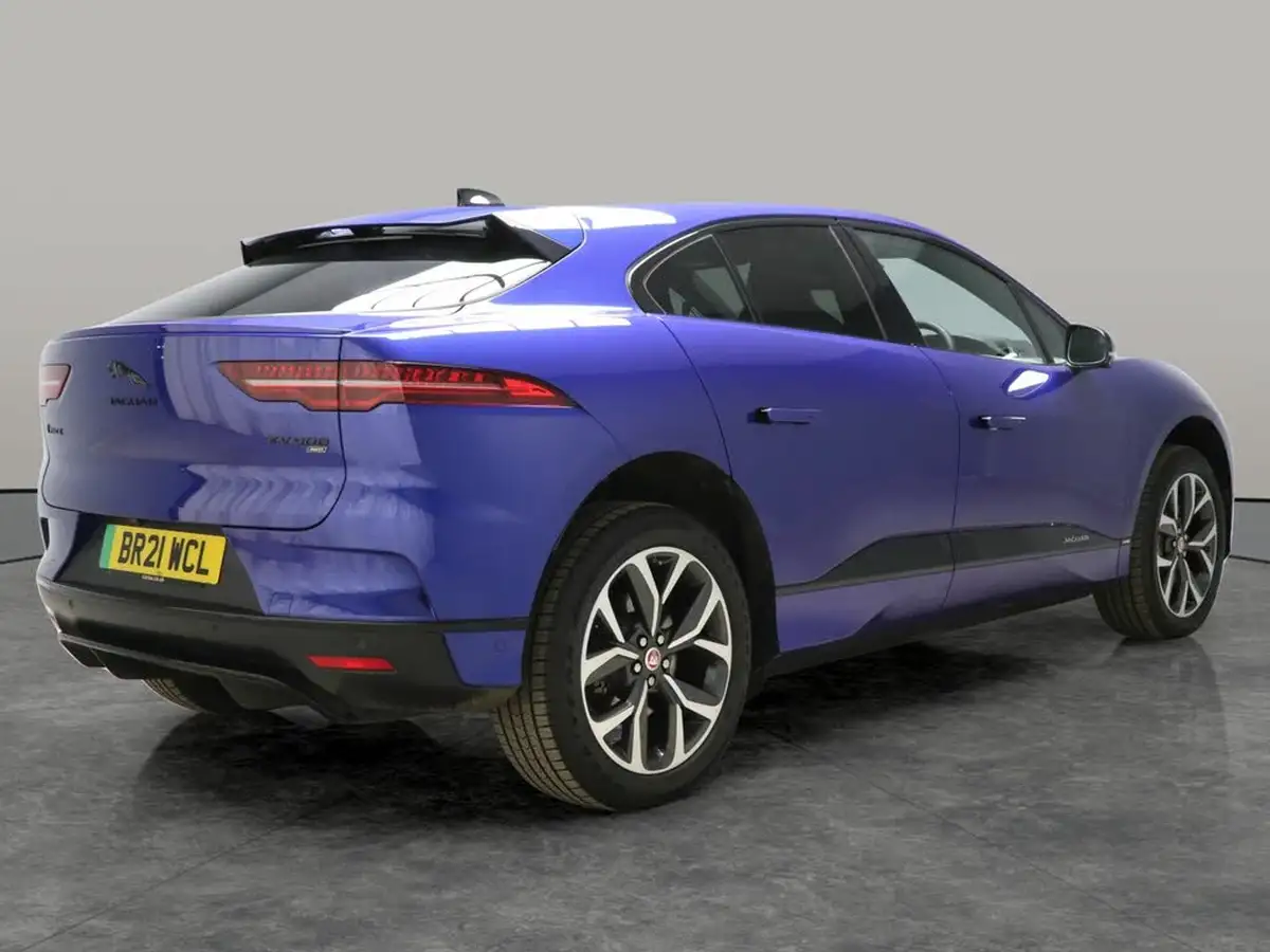 2021-jaguar-i-pace-ev400-hse-big-14