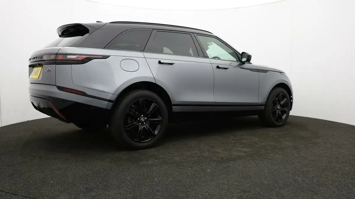 2021-land-rover-range-rover-velar-20-d200-velar-edition-big-33