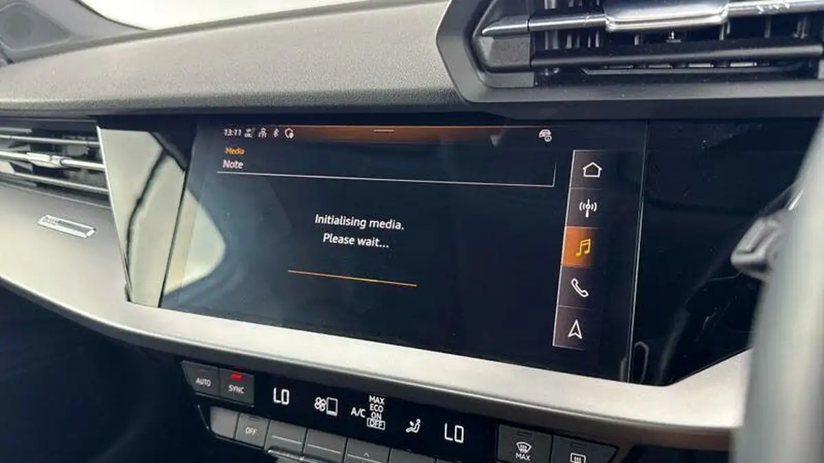 2023-audi-a3-10-30-tfsi-sportback-5d-big-14