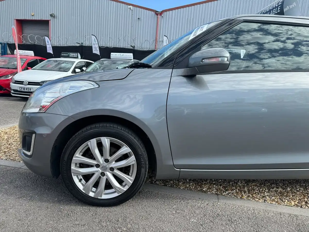 2014-suzuki-swift-12-sz4-94ps-3d-big-21