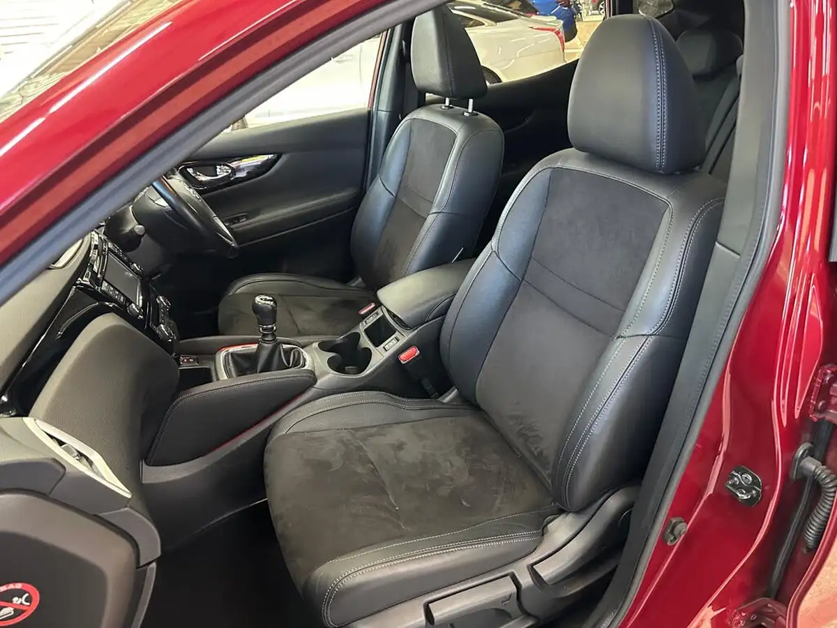 2017-nissan-qashqai-12-dig-t-n-vision-18in-big-18