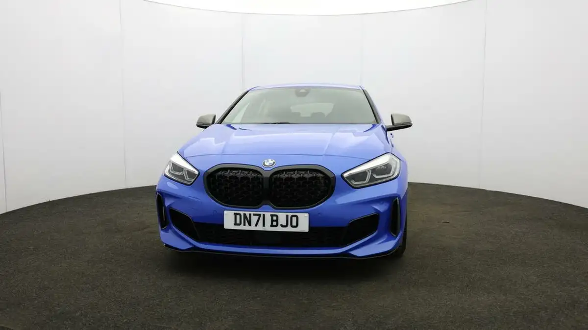 2021-bmw-1-series-20-m135i-xdrive-big-40