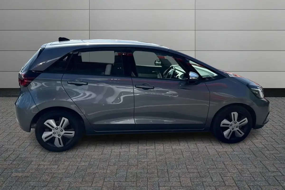 2022-honda-jazz-15-i-mmd-ex-107ps-big-20