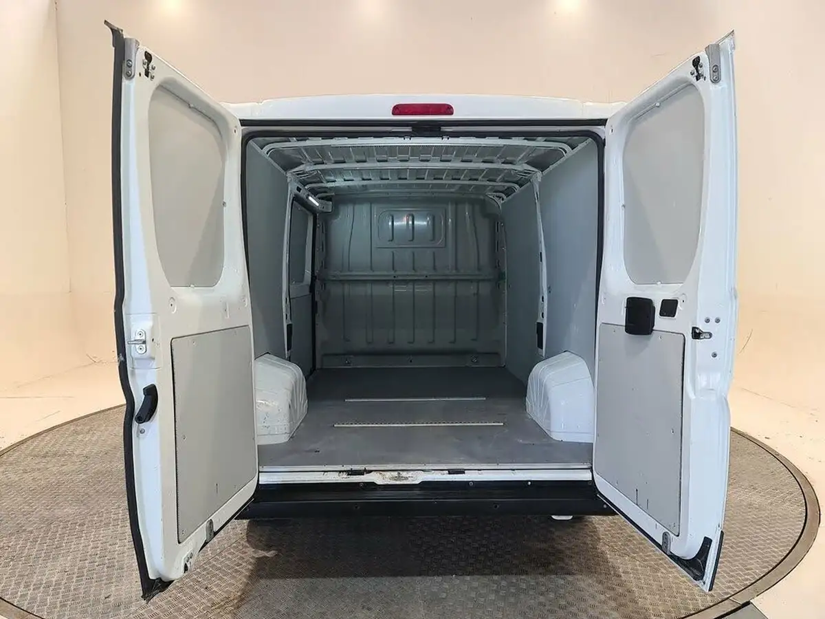 2019-citroen-relay-20bluehdi-35-l2h1-enterprise-big-22