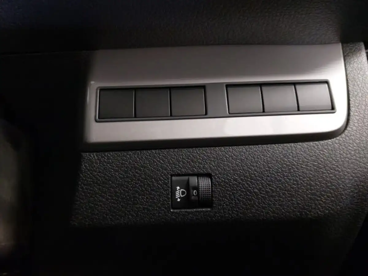 2024-peugeot-expert-15-bluehdi-professional-long-big-9