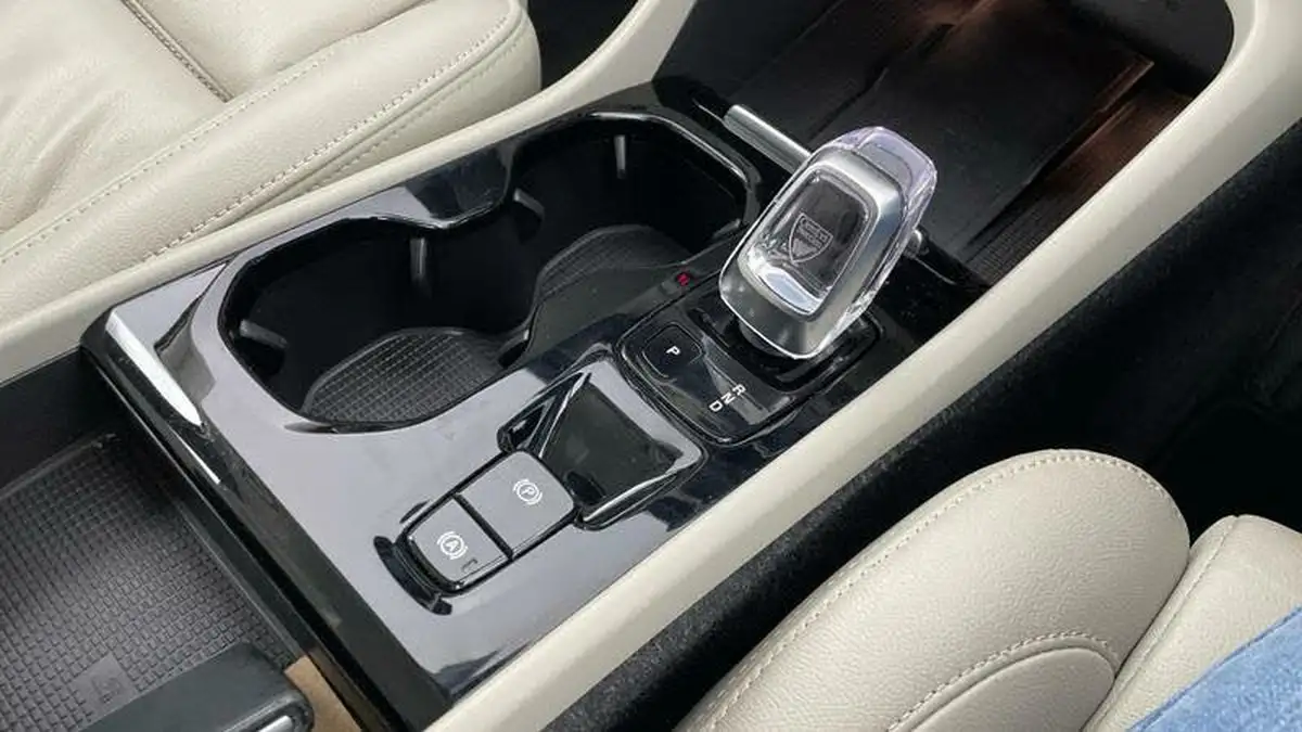 2021-volvo-xc40-15-t5-inscription-pro-258bhp-big-6