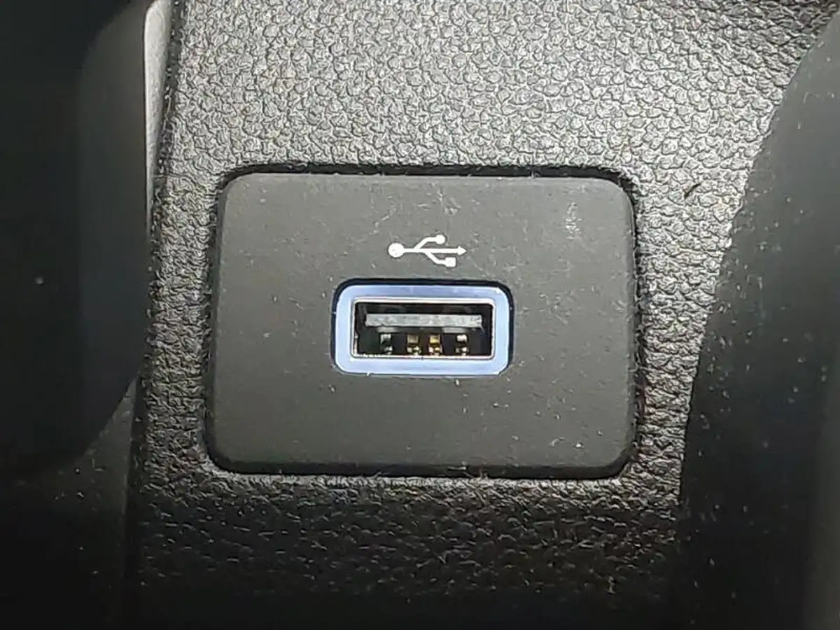 2022-dacia-sandero-stepway-10-tce-comfort-90bhp-big-17