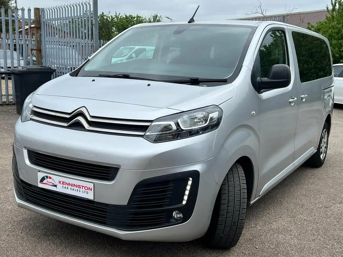 2019-citroen-spacetourer-15bluehdi-business-m-big-9