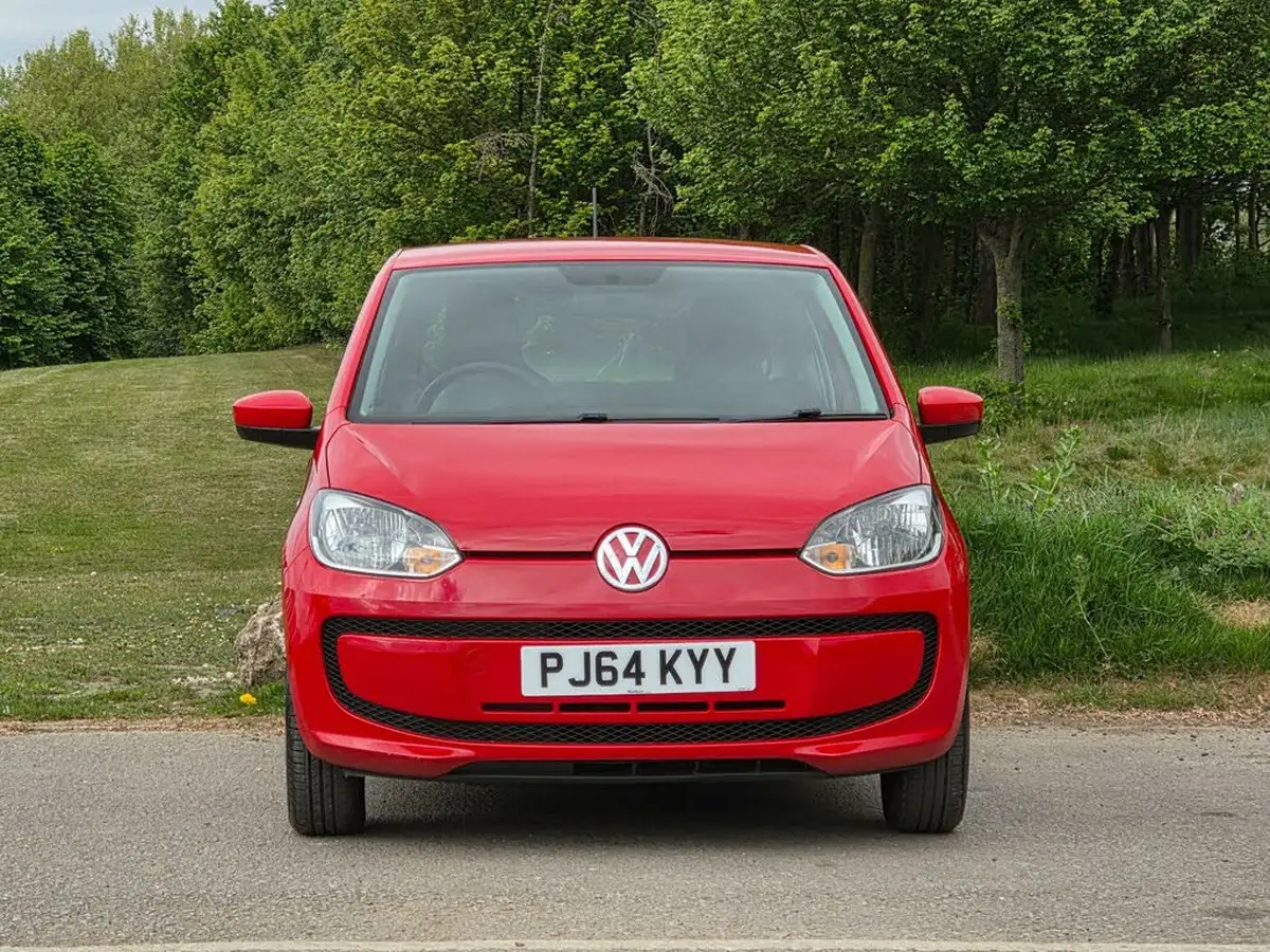 2014-volkswagen-up-10-move-up-59bhp-3d-big-1