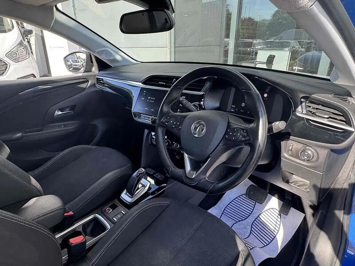 2022-vauxhall-corsa-e-elite-premium-big-20